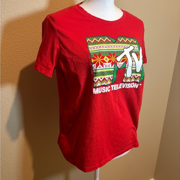 MTV Red Graphic T-Shirt - Picture 2 of 4